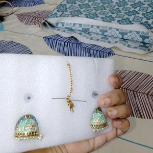 Earrings With Mangtika