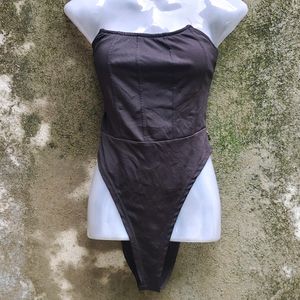 4U. SHEIN SEXY BODYSUIT