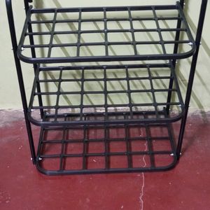 New/Unused Heavy Metal 3 Layer Shoe Rack