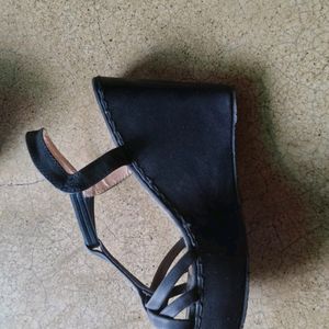 Black Wedges Women