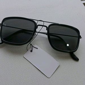 Stylish And Trendy Sunglasses For Unisex. It New W