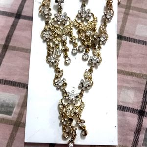 Offer🥳Golden Necklace ❤️💫❤️