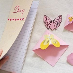 Bookmarks With Diary 🔖