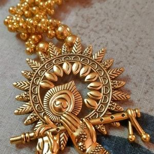 Golden Emitation necklace