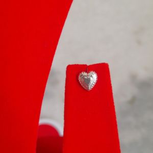 Beautiful New Heart Shape Studs