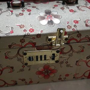 Jewelry Box Makeup Bo