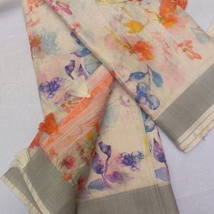 Linen Saree With Beautiful Floral Prints