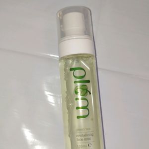 Plum Green Tea Revitalizing Face Mist