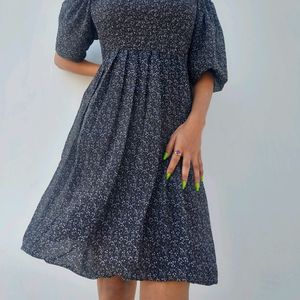 Women A-line Black Printed Dress