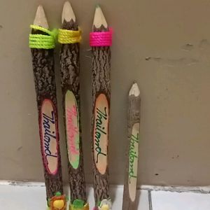 4 Wooden Colour Pencil