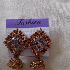 VINTAGE LAVENDER EARRINGS