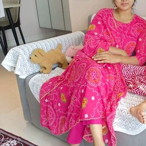 Pink kurta set with dupatta