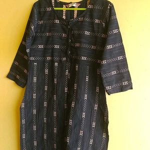 Women Black Straight Kurta