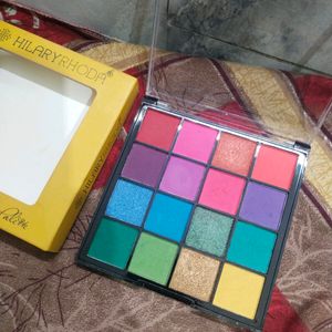 EYESHADOW PALETTE