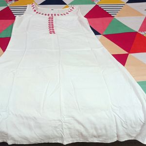 Beautiful White Kurti