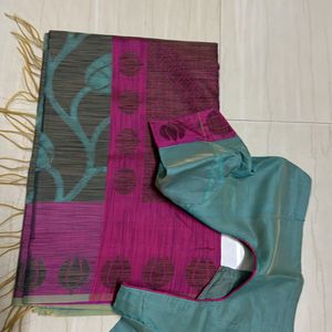Saree With Stitches Blouse