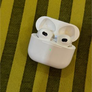 Apple AirPod 3rd Generation