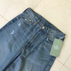 H&M Straight Fit Denim .