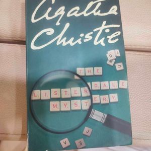 Set Of 5 Agatha Christie Books