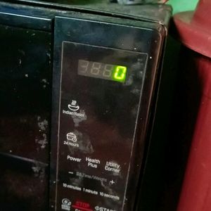 LG microwave oven in good condition cheap price