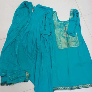 Woman Suit Salwar With Dupatta