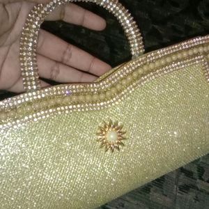 This Is A Golden Sparkle Handbag 👜