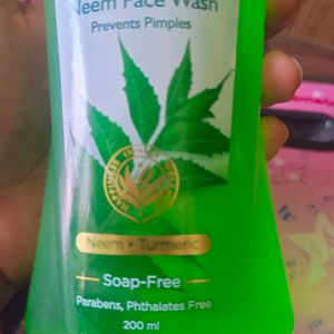 💯👍" *NAYA HIMALAYA NEEM FACE WASH* - 200ml -