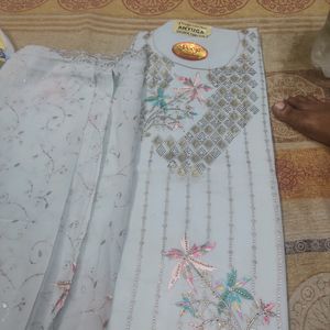 Gaown And Suit Fabric Perpiec 400