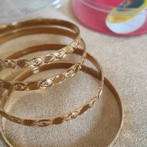 Golden Colour set of 4 Bangles