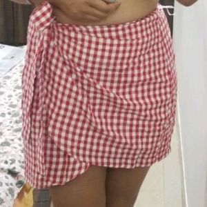 Pink checkered Skirt