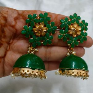 Light Weight Earrings , use Only 2 times