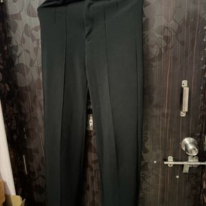 Black straight Fit trouser