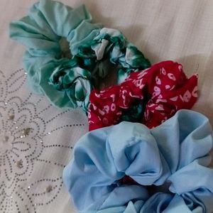 Scrunchies❤