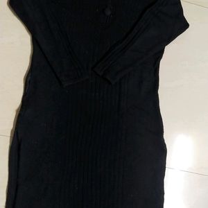 Ladies Black Colour Woolen Kurti