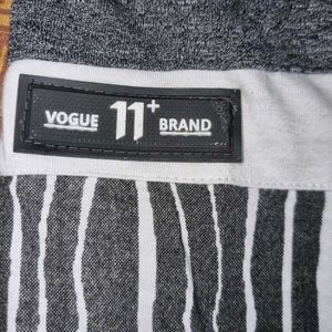 ( L ) Size Black and White Cotton T-Shirt