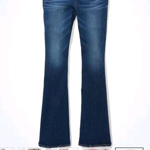 AMERICAN EAGLE Bell Bottom Jeans