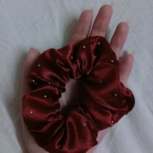 Scrunchie with stone work (Premium quality)