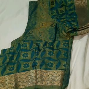 Banarasi Saree With Stitched Blouse