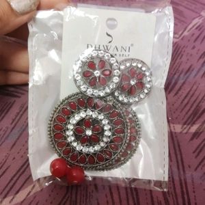 I M Selling Earings