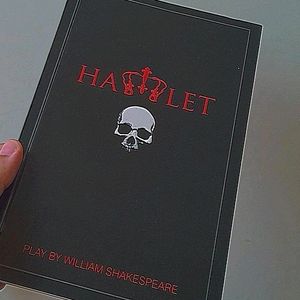 Hamlet By William Shakespeare