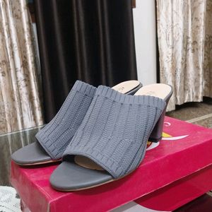 Grey Beautiful😍Heels👡 Sandal (Women's)