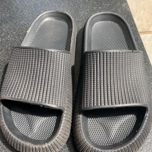 Zudio Flip Flops