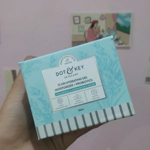 Dot & Key  72hr Hydrating Gel With Probiotics