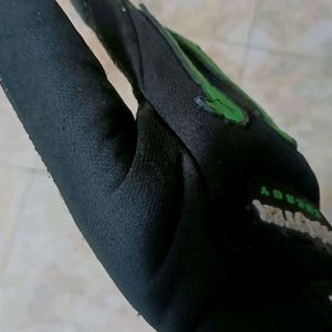 Hand Gloves