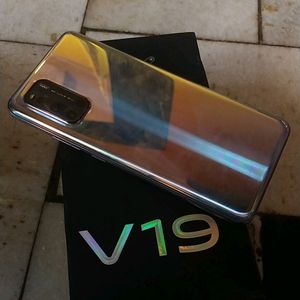 Vivo V19