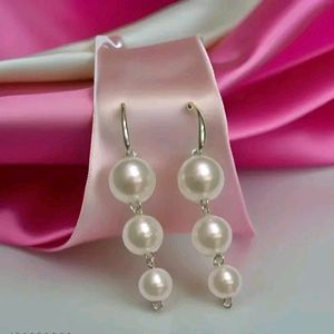 Pearls Earrings