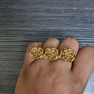 Golden Rose Two Finger Ring