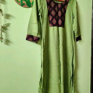 Women Geometric Print Straight Kurta