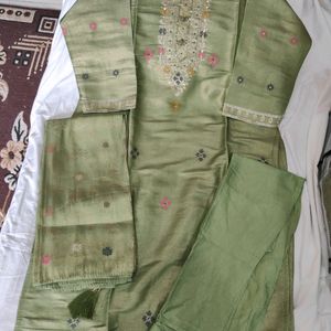 Banarasi Suit With Heavy Dupatta