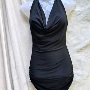 I. SEXY BACKLESS MINI BODYCON